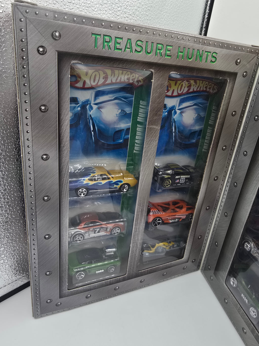 2007 Treasure & Super Hunt Set — In-Store Pickup Only