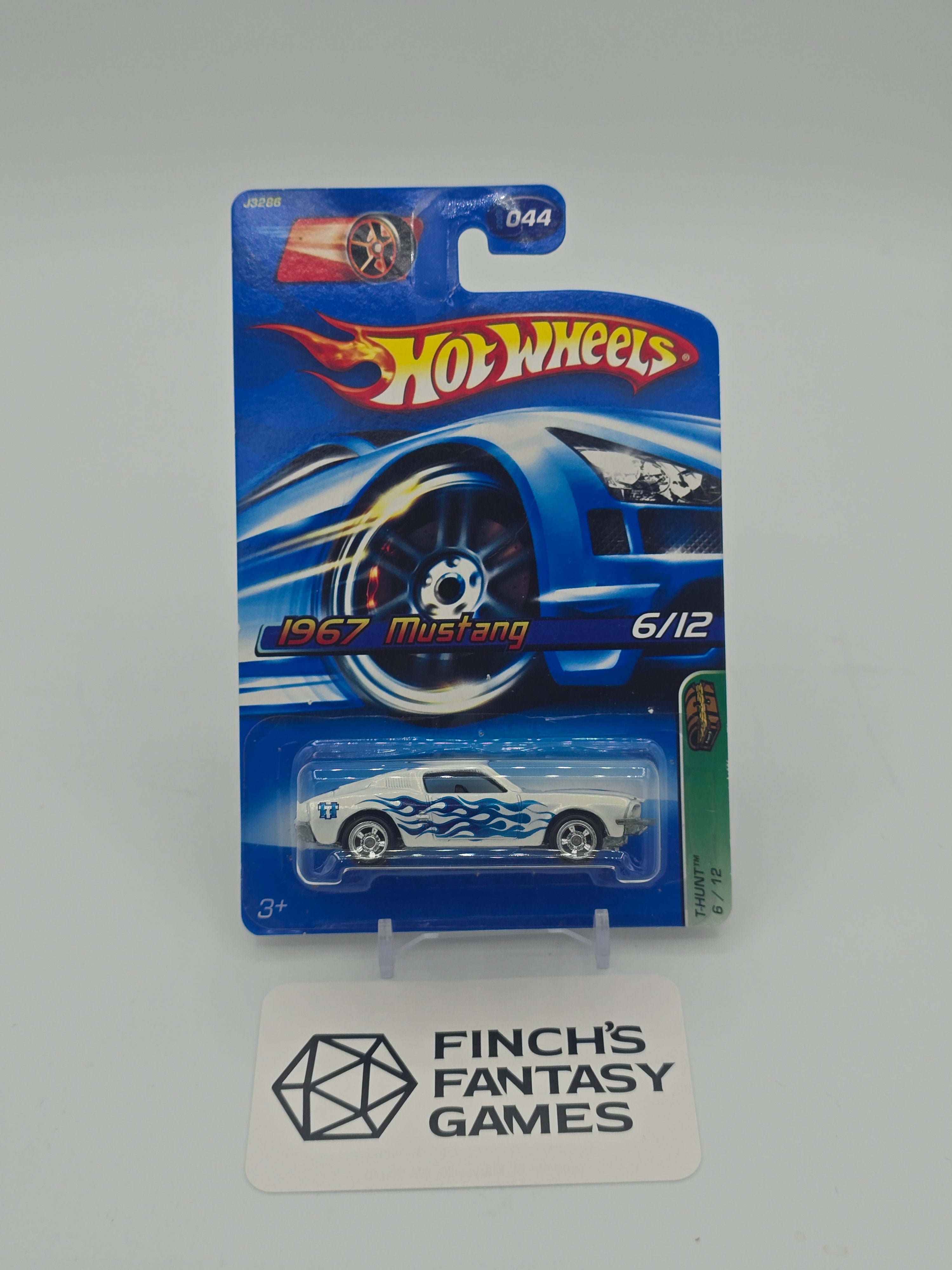New 2006 Hot Wheels Super Treasure Hunt - T-Hunt - Pearl White '67 Mustang